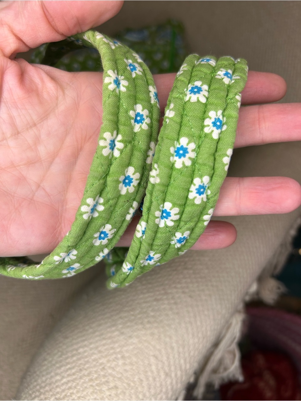 Vera Bradley Apple Green 100 bag - Picture 3 of 8